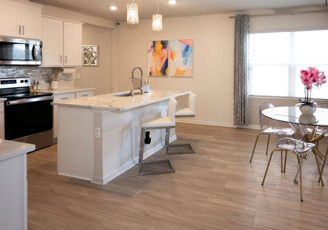 12306 Sw Nettuno Way - Photo 6 of 48