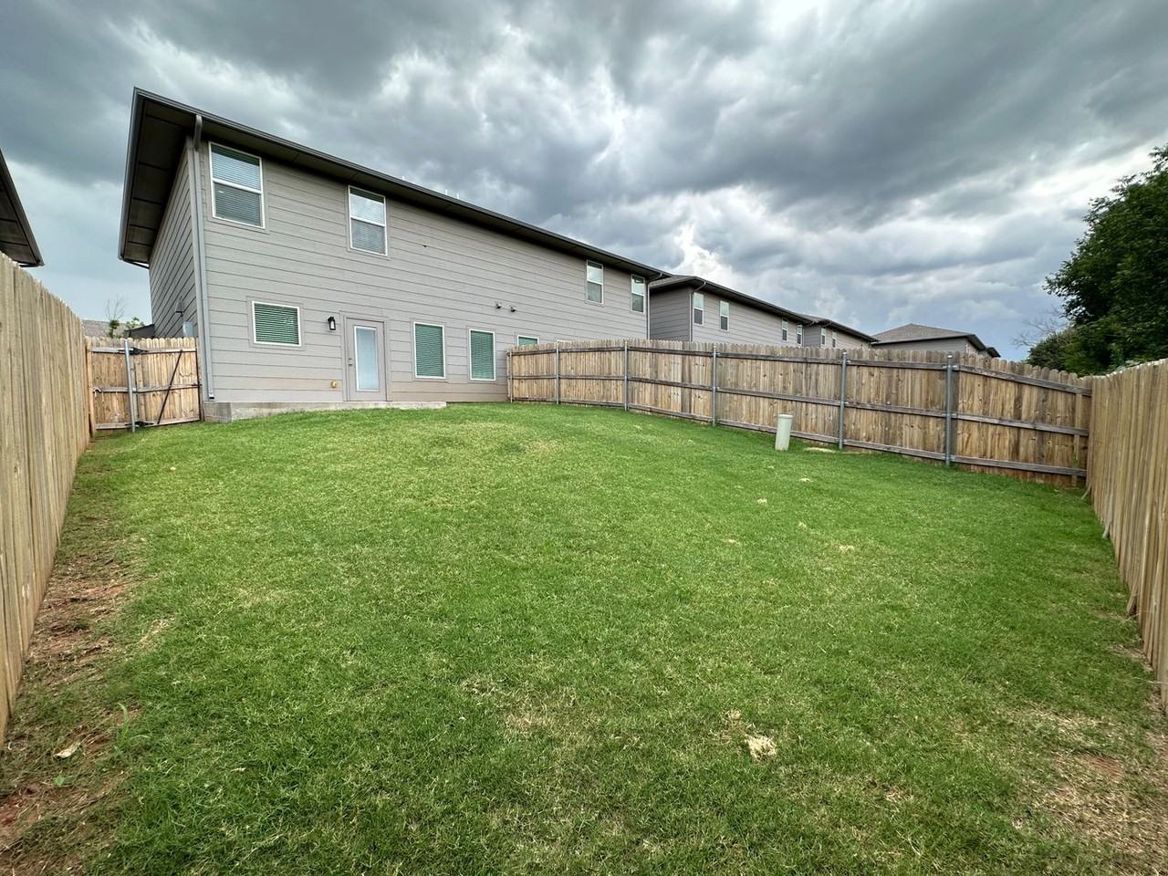 13508 Vinita Dr - Photo 3 of 50