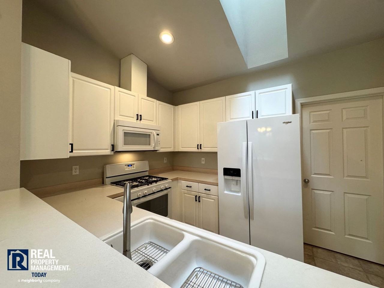 14110 Se 171st Way Apt B303 - Photo 7 of 22