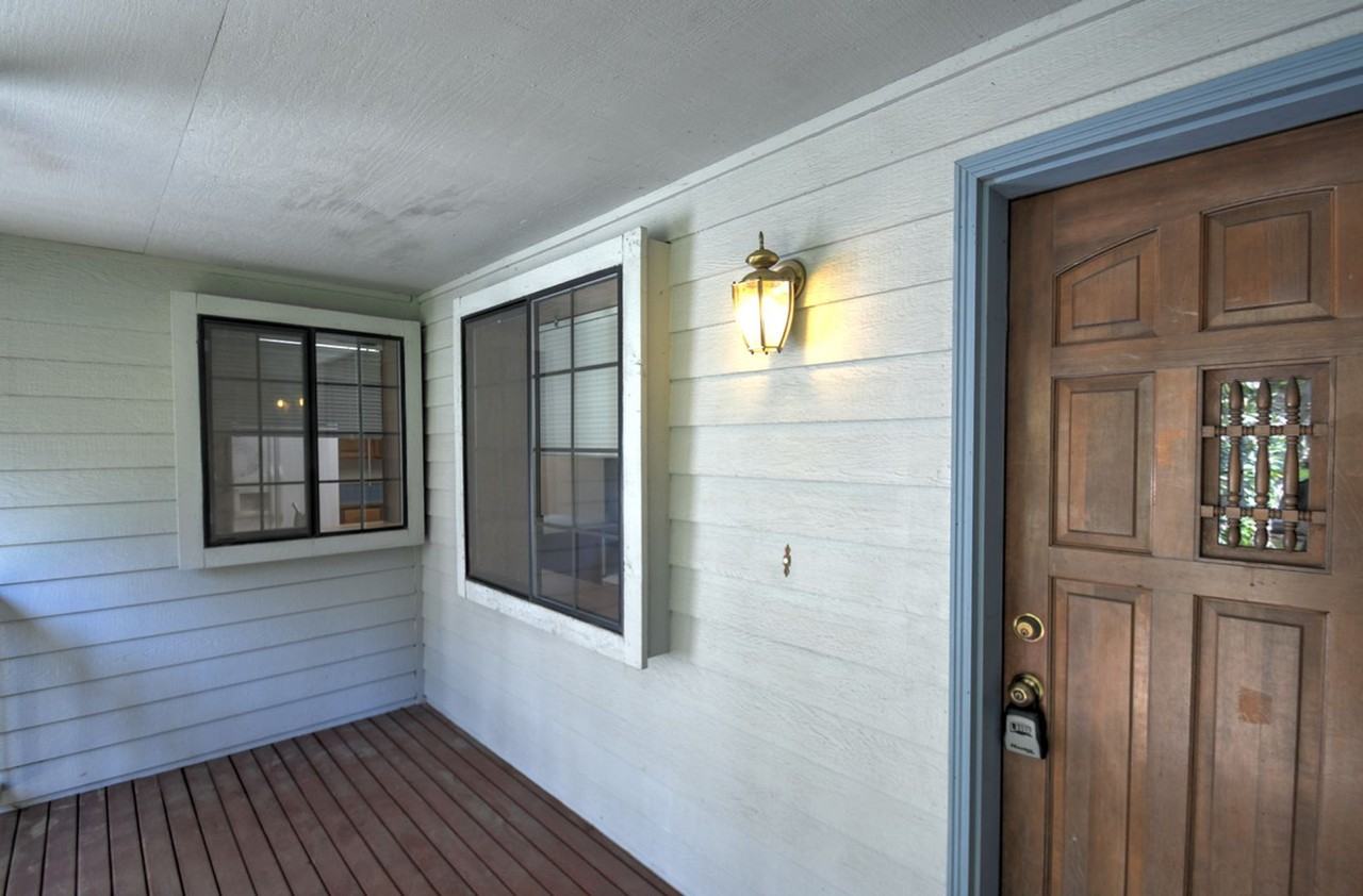 1524 Thomas St Nw - Photo 2 of 34