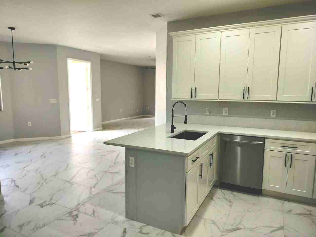 826 Middleton Dr Sw - Photo 3 of 30