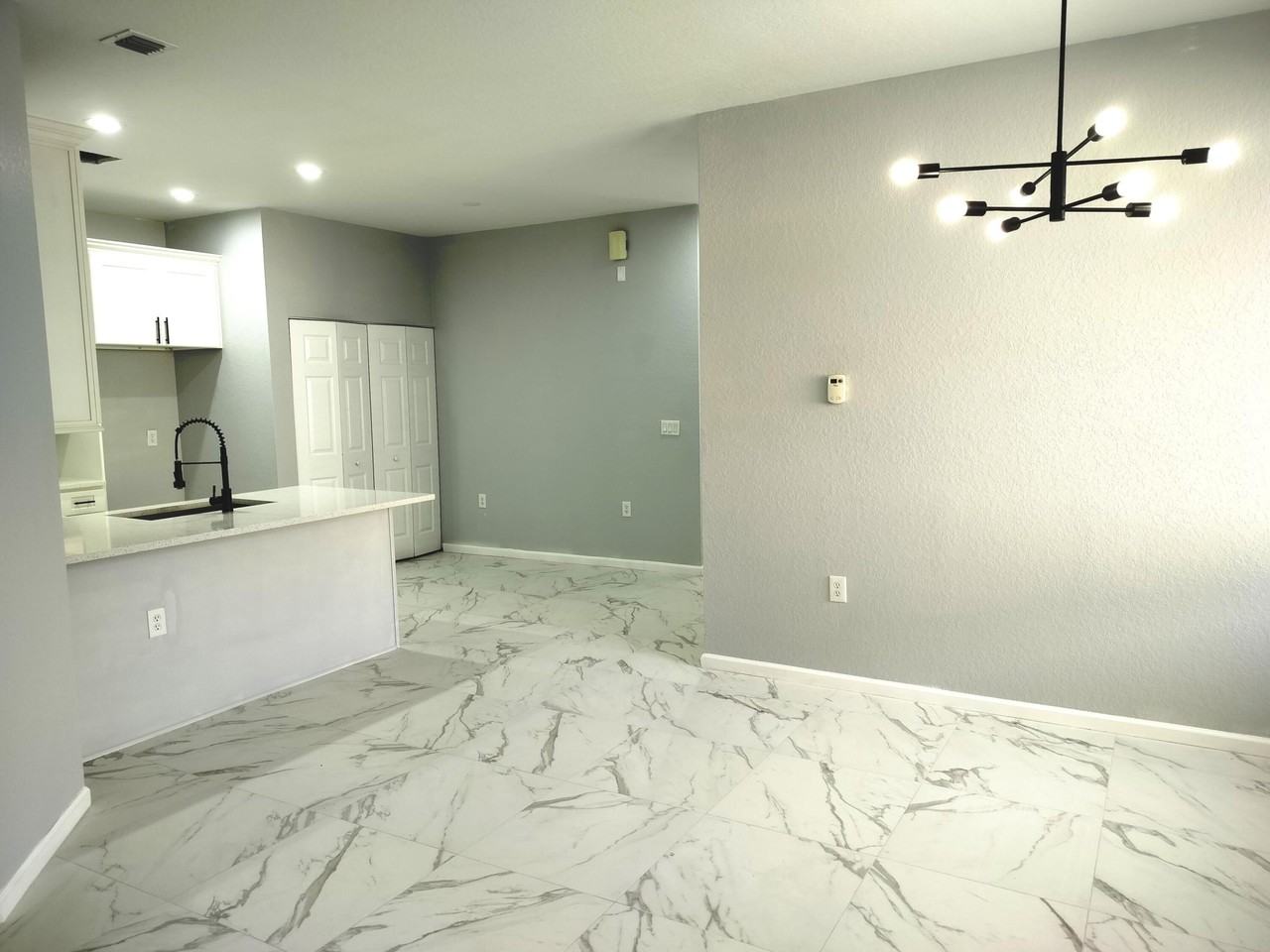 826 Middleton Dr Sw - Photo 4 of 30