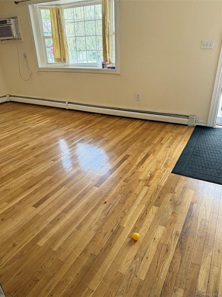 14304 105th Ave - Photo 2 of 9