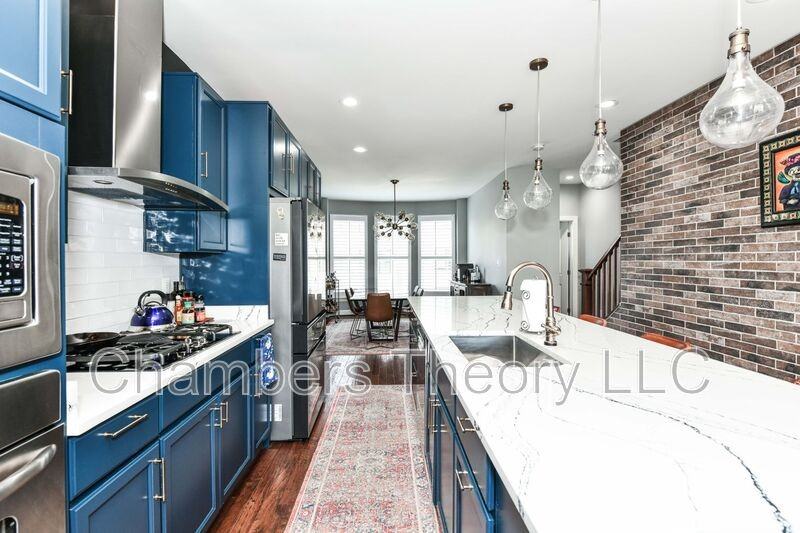 20426 Codman Dr - Photo 3 of 31