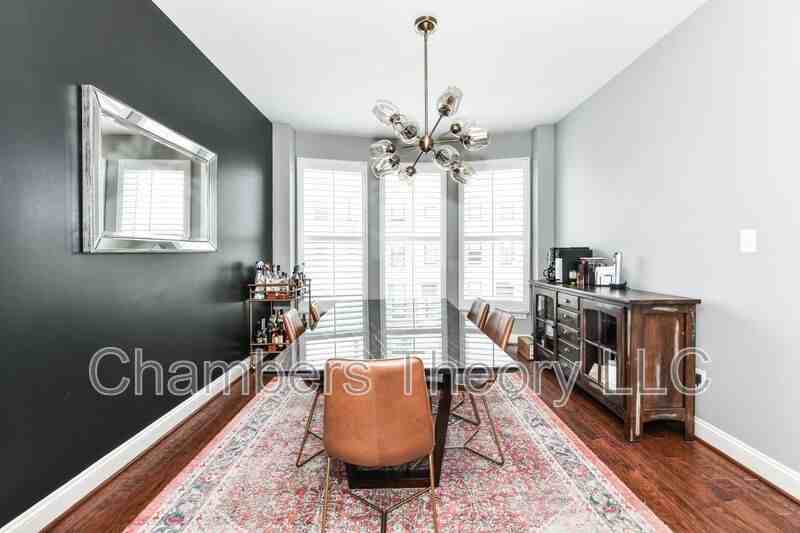 20426 Codman Dr - Photo 4 of 31