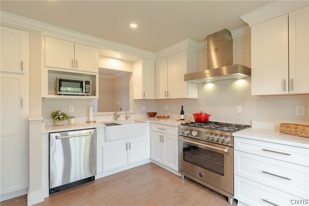 8116 Verbeck Dr - Photo 2 of 25