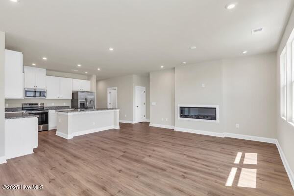 6202 Raystone Way - Photo 7 of 37