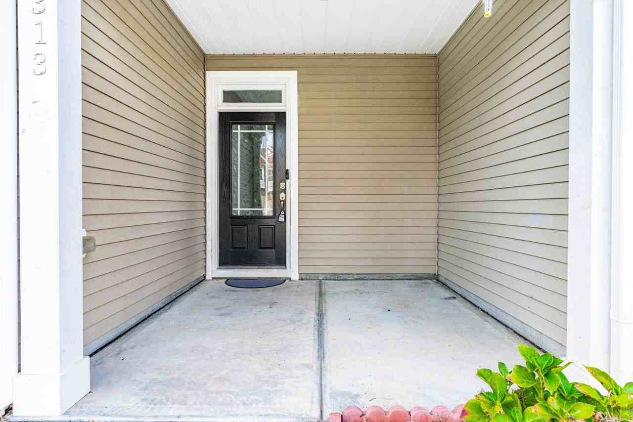 313 Durants Neck Ln - Photo 4 of 33