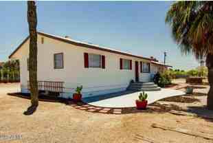 6445 S 32nd St - Photo 1 of 1