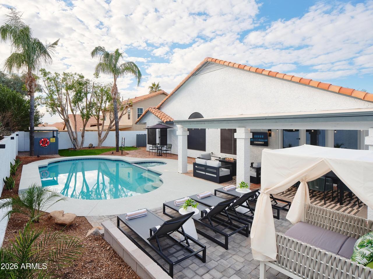 10367 E Wood Dr - Photo 2 of 50