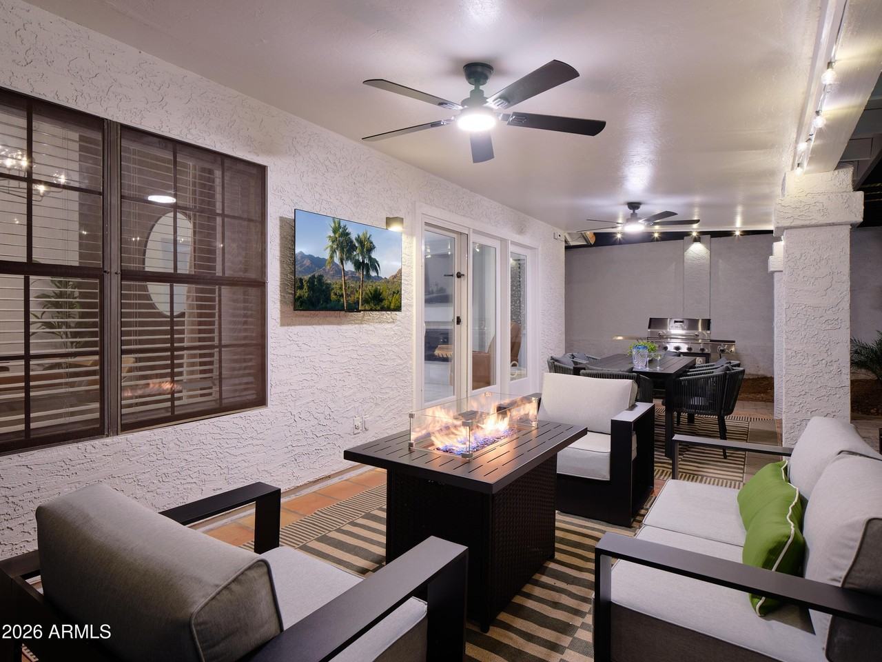 10367 E Wood Dr - Photo 5 of 50