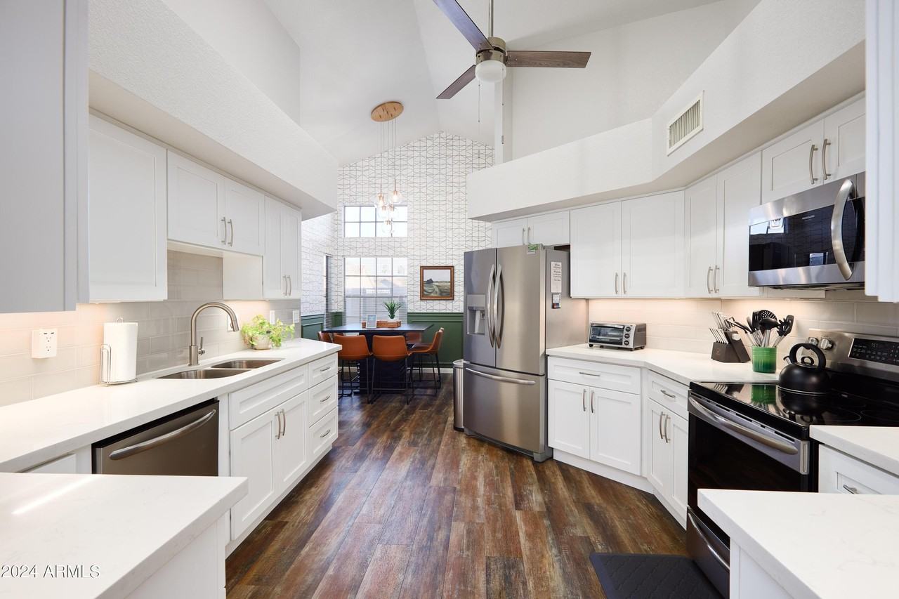 11784 N 110th Pl - Photo 7 of 50