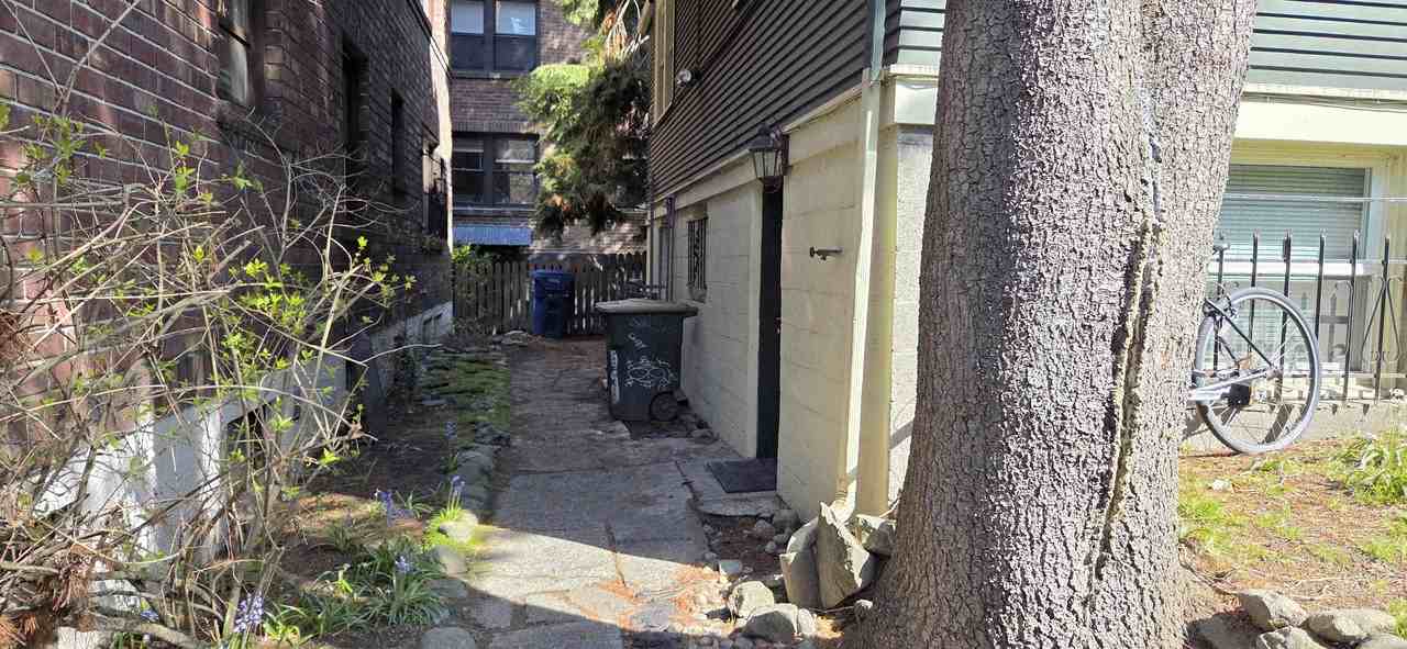 301 Belmont Ave E #303C - Photo 3 of 11