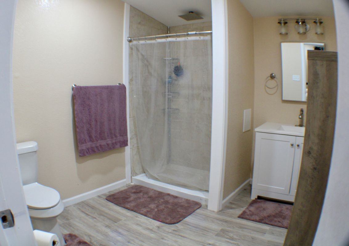 1141 Katy St - Photo 6 of 32