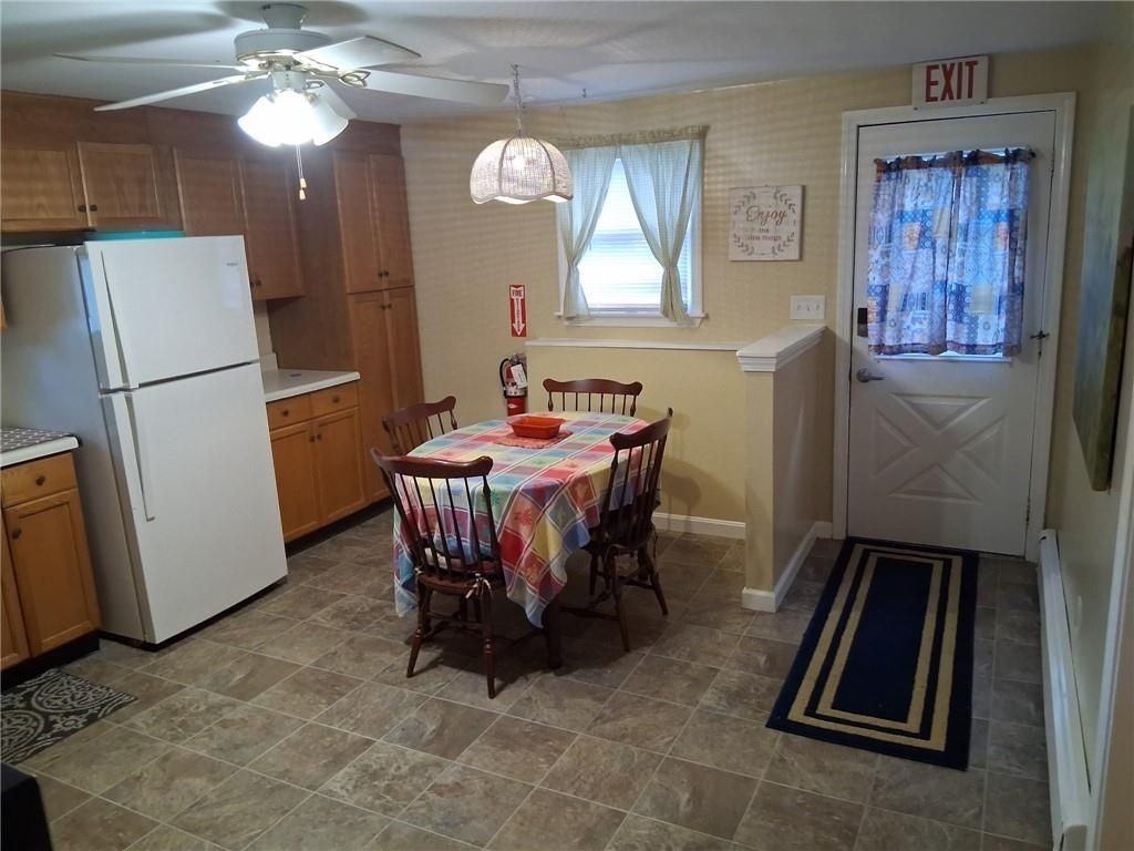 170 Bernice Ave - Photo 3 of 12