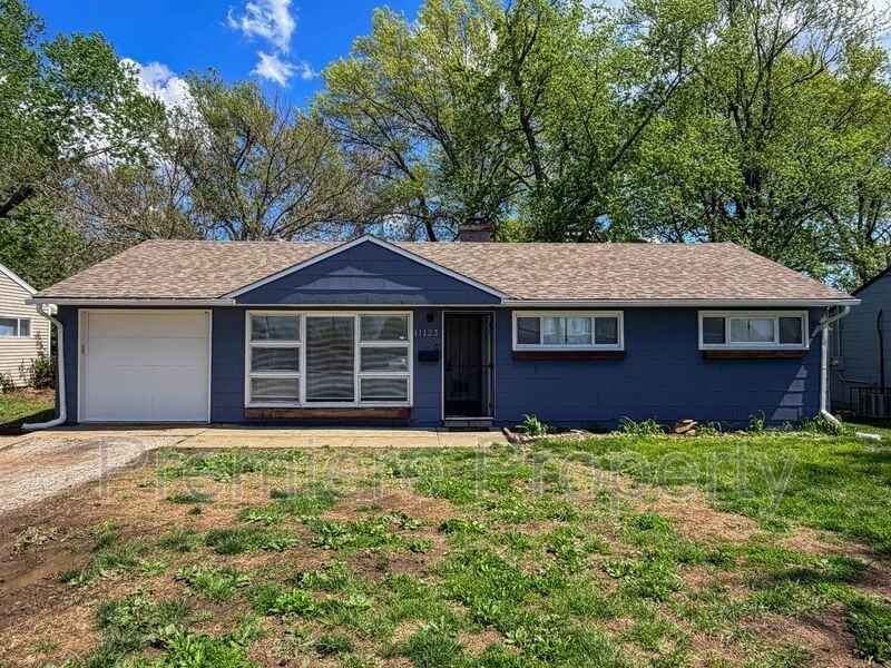 11123 Blue Ridge Blvd