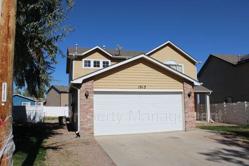 1913 Toronto St - Photo 2 of 25