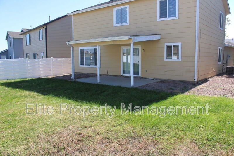 1913 Toronto St - Photo 4 of 25