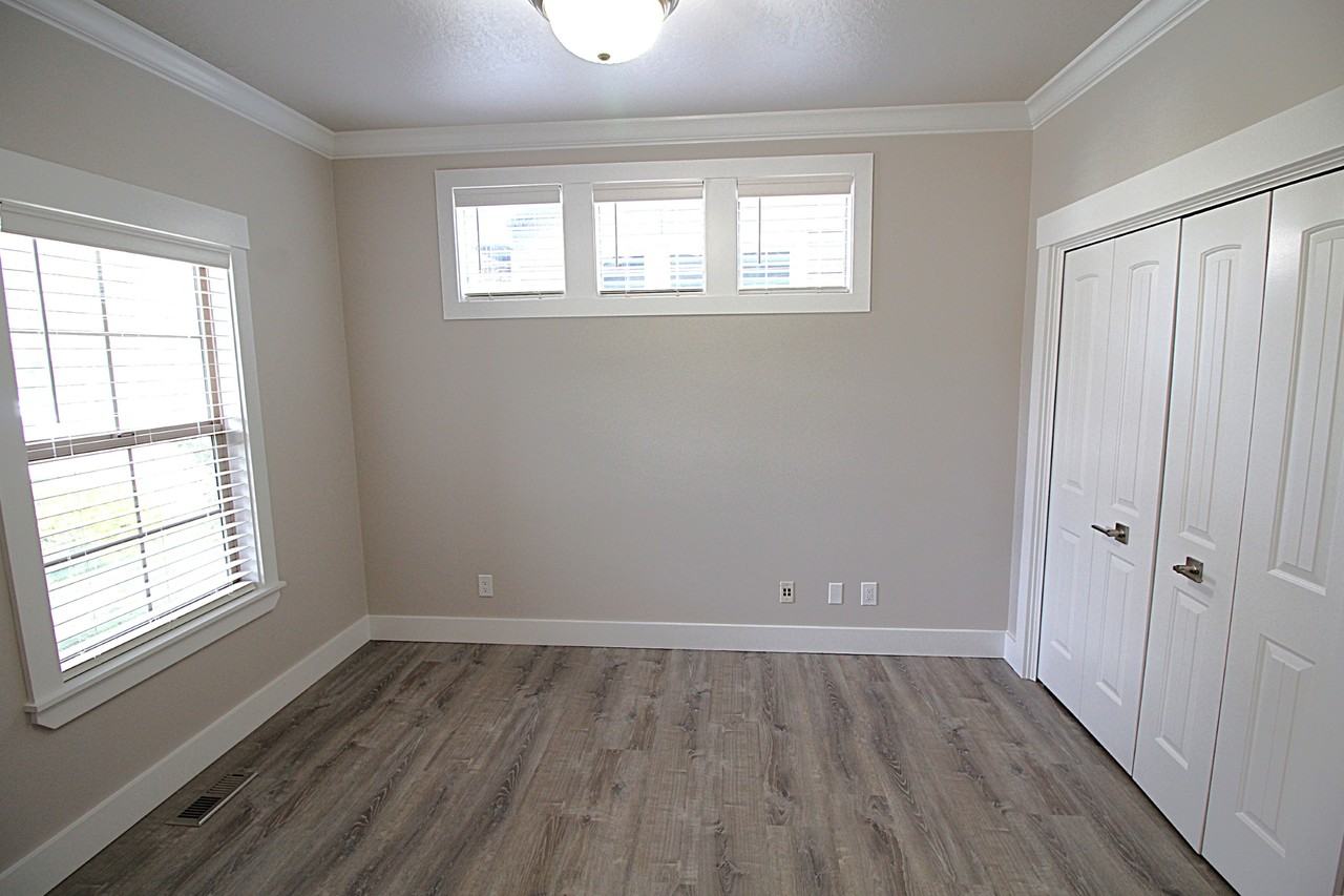 2271 E Powder River St - Photo 3 of 25