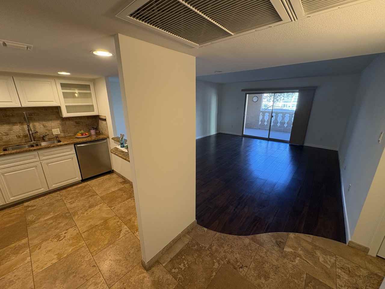 7850 E Camelback Rd - Photo 2 of 26