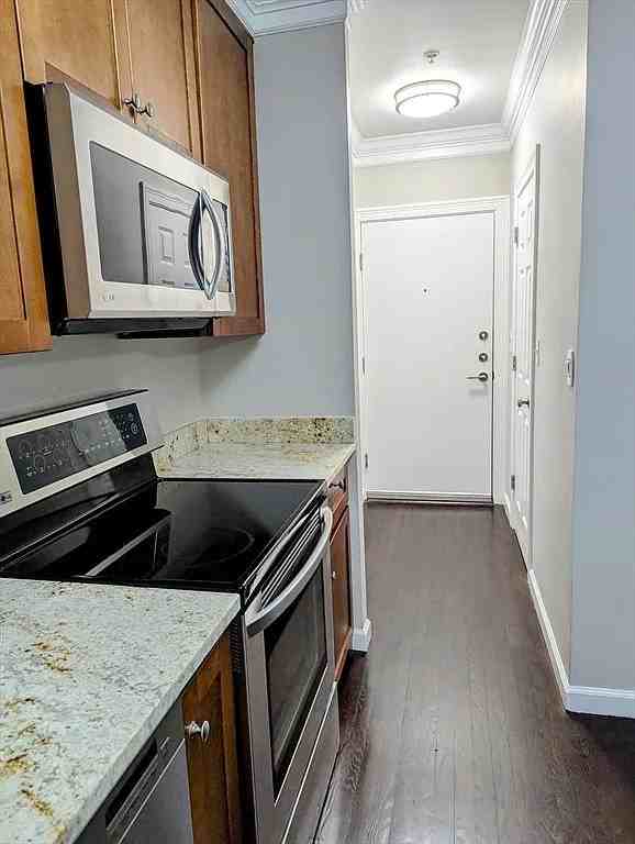 483 Beacon St #67 - Photo 2 of 10