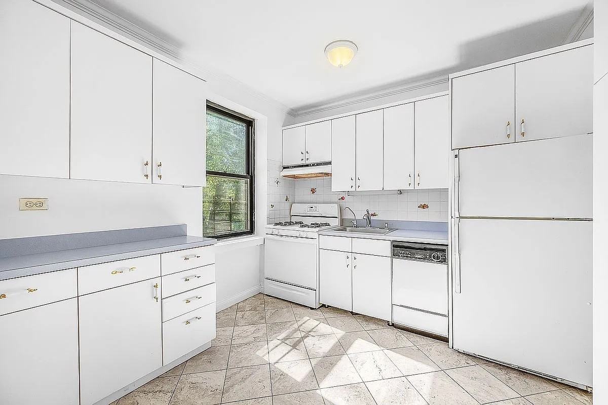 1933 79th St #2 - Photo 2 of 10