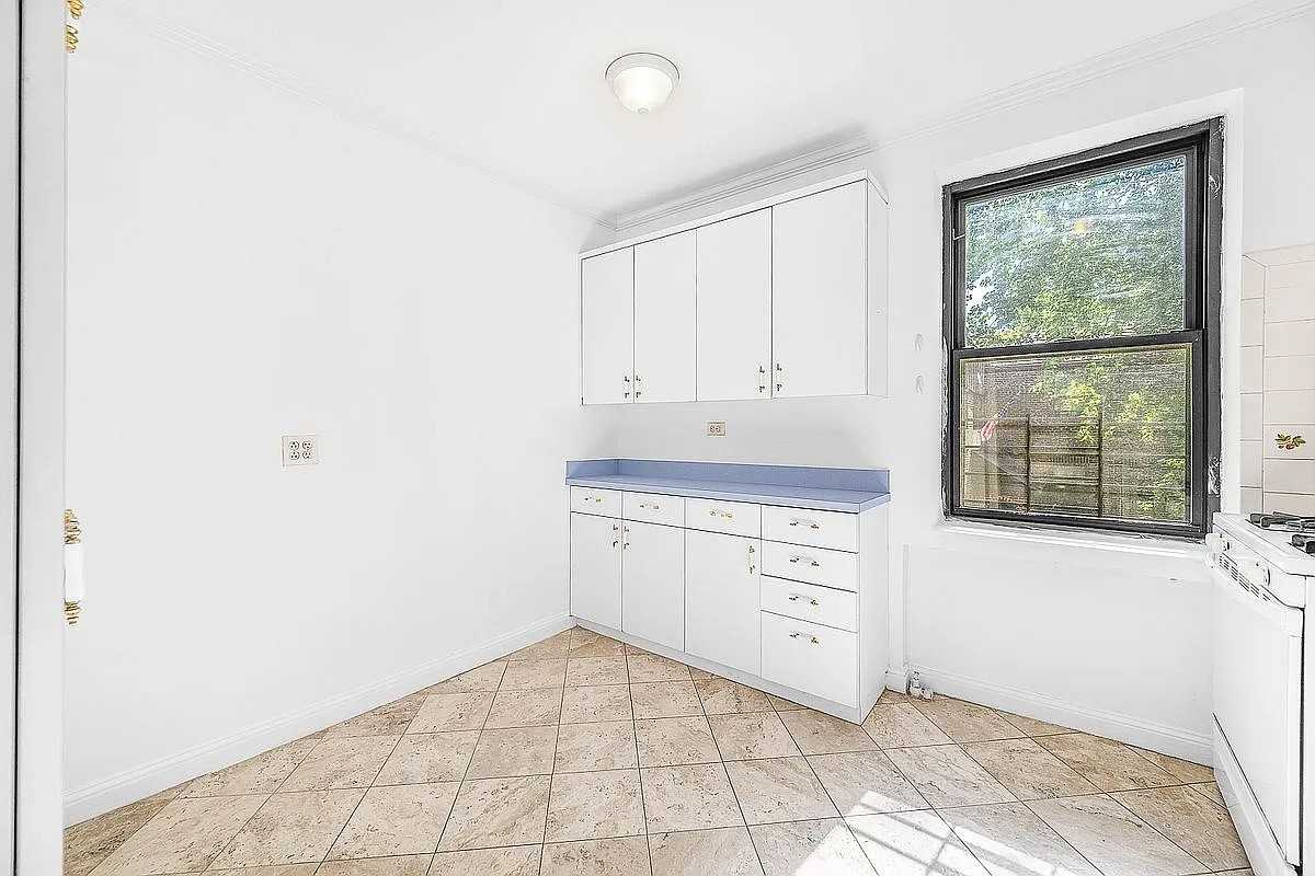 1933 79th St #2 - Photo 5 of 10