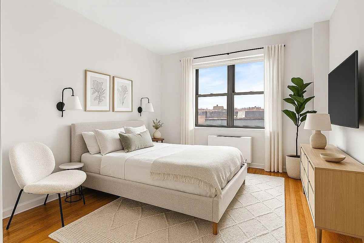 4102 Queens Blvd #4E - Photo 2 of 6