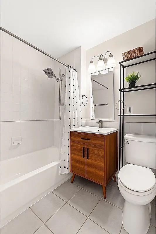 4102 Queens Blvd #4E - Photo 6 of 6