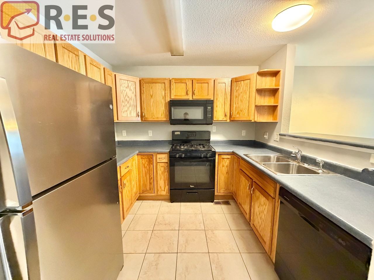 2155 W Baltic Pl - Photo 2 of 11