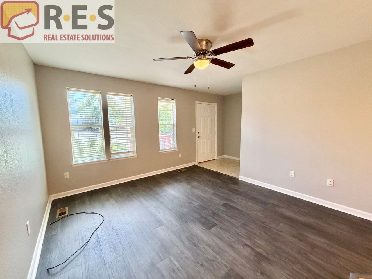 2155 W Baltic Pl - Photo 5 of 11