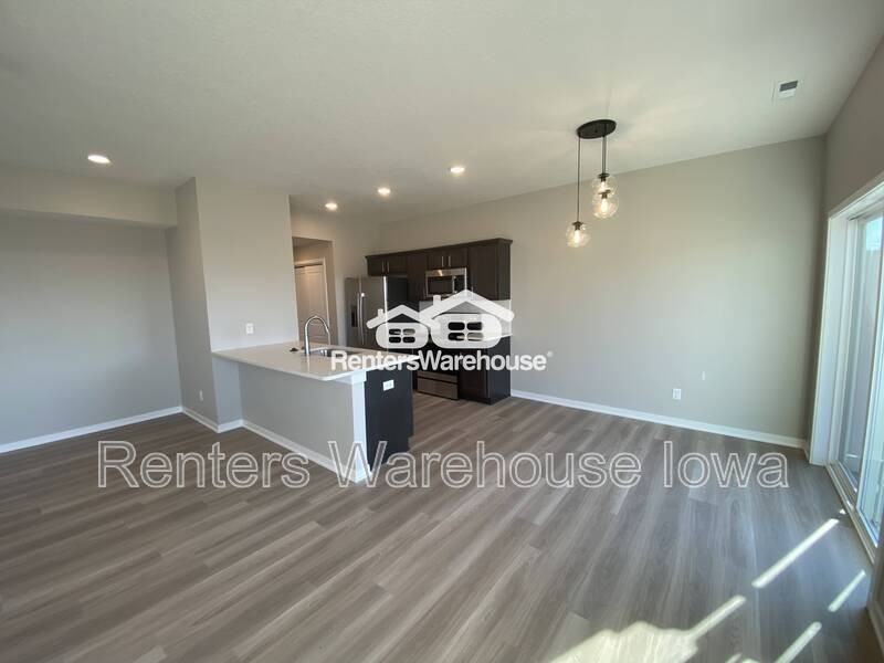 7000 Lake Ridge Ave #13 - Photo 5 of 17