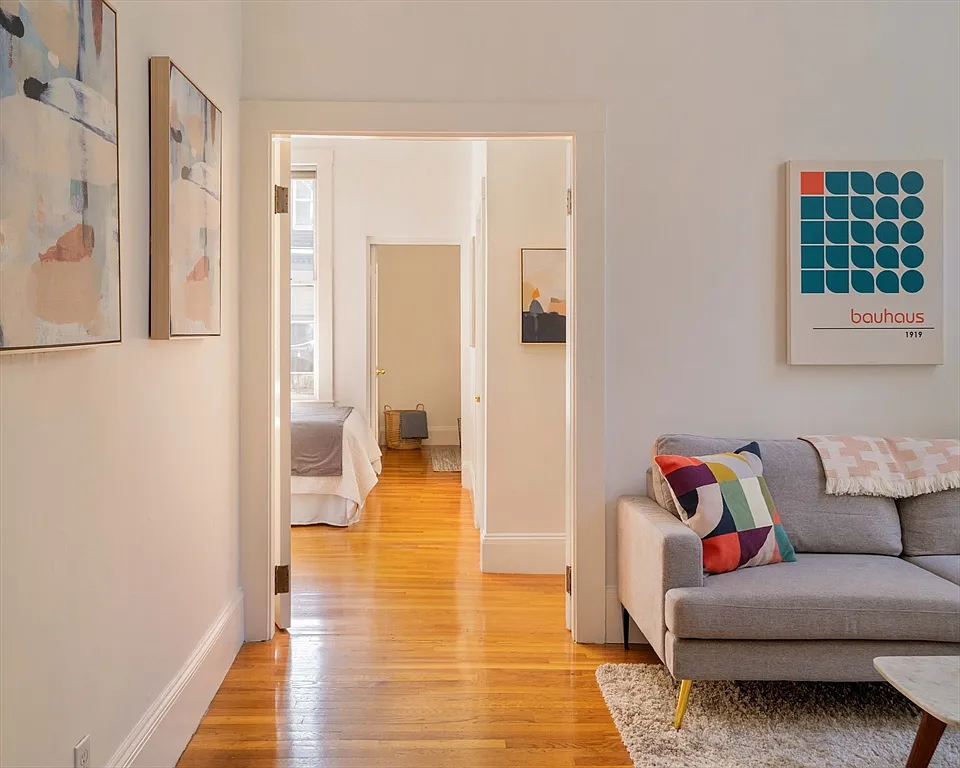 22 Bigelow St #1C - Photo 6 of 12