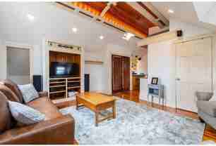 35 Grandview Ave #3 - Photo 1 of 1