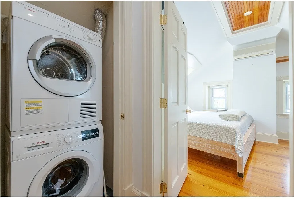 35 Grandview Ave #3 - Photo 3 of 12