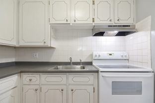 46 Adams St #B5 - Photo 1 of 1