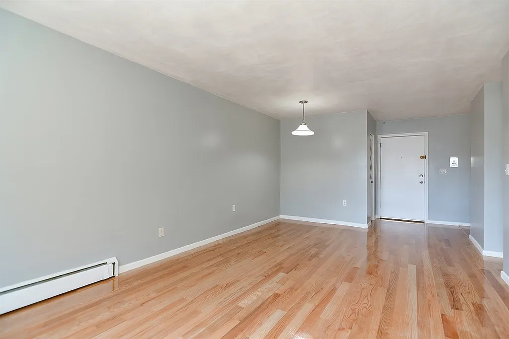 46 Adams St #B5 - Photo 2 of 12