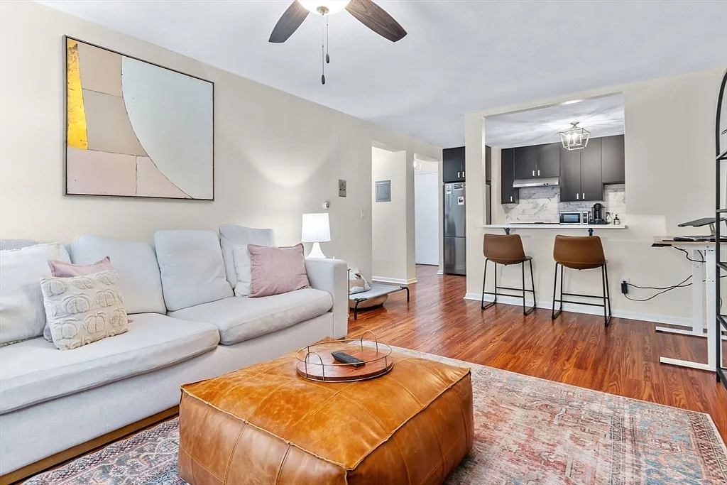 135 Granite Ave #4 - Photo 7 of 11