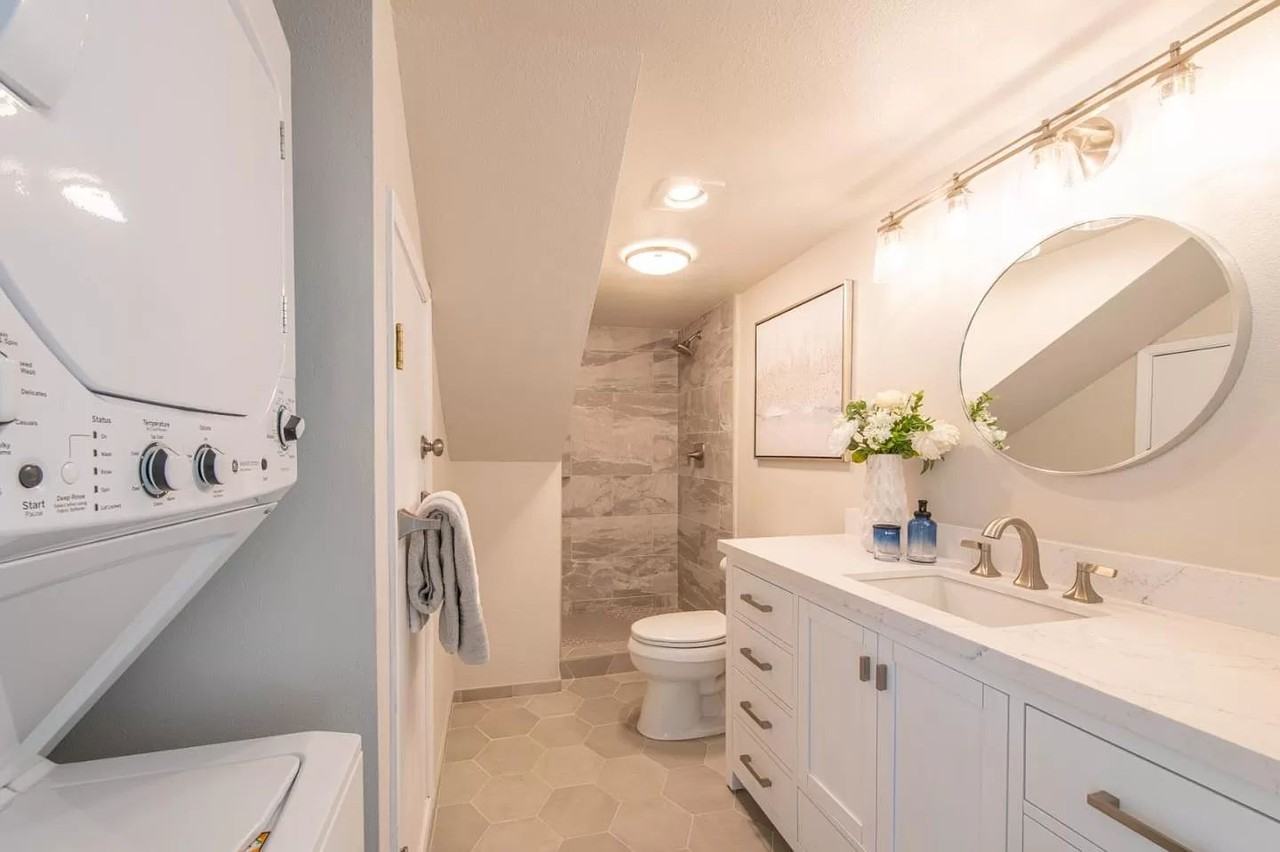 568 Vista Ave - Photo 2 of 11