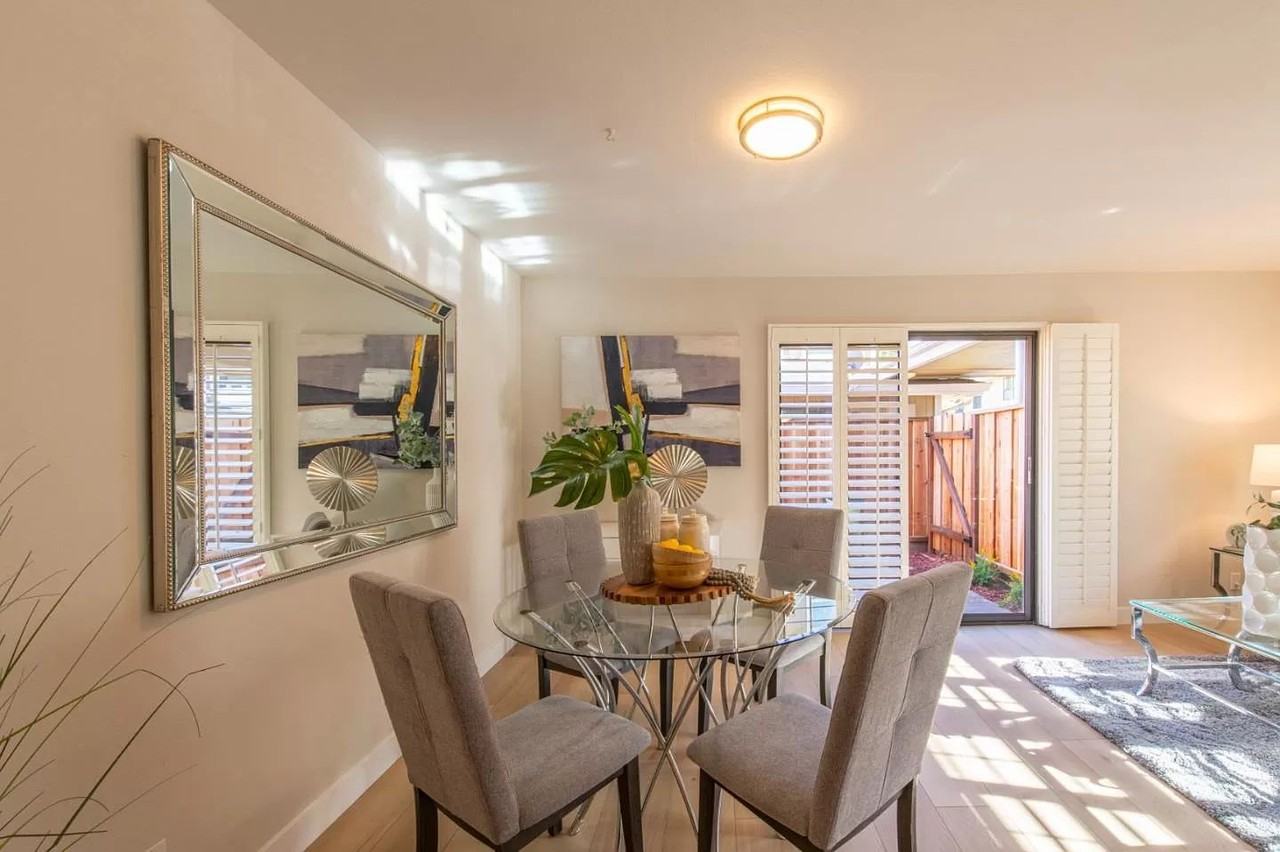 568 Vista Ave - Photo 5 of 11