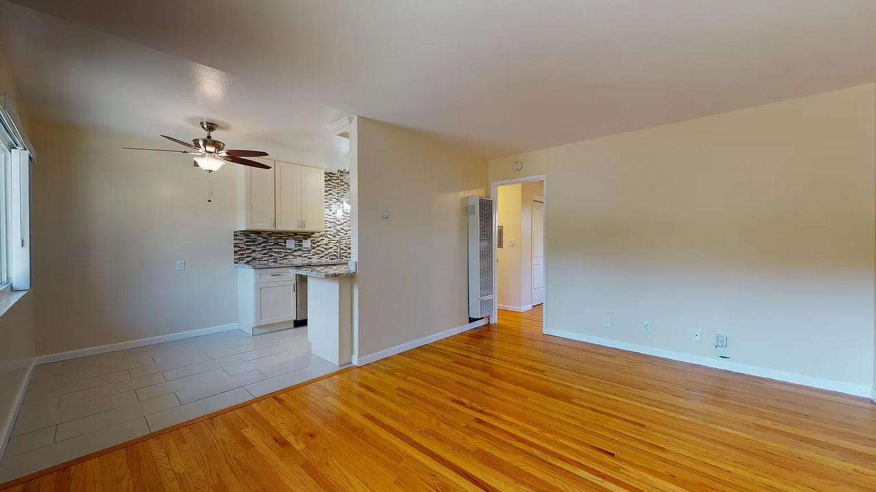 12 Coleman Pl #7 - Photo 3 of 12