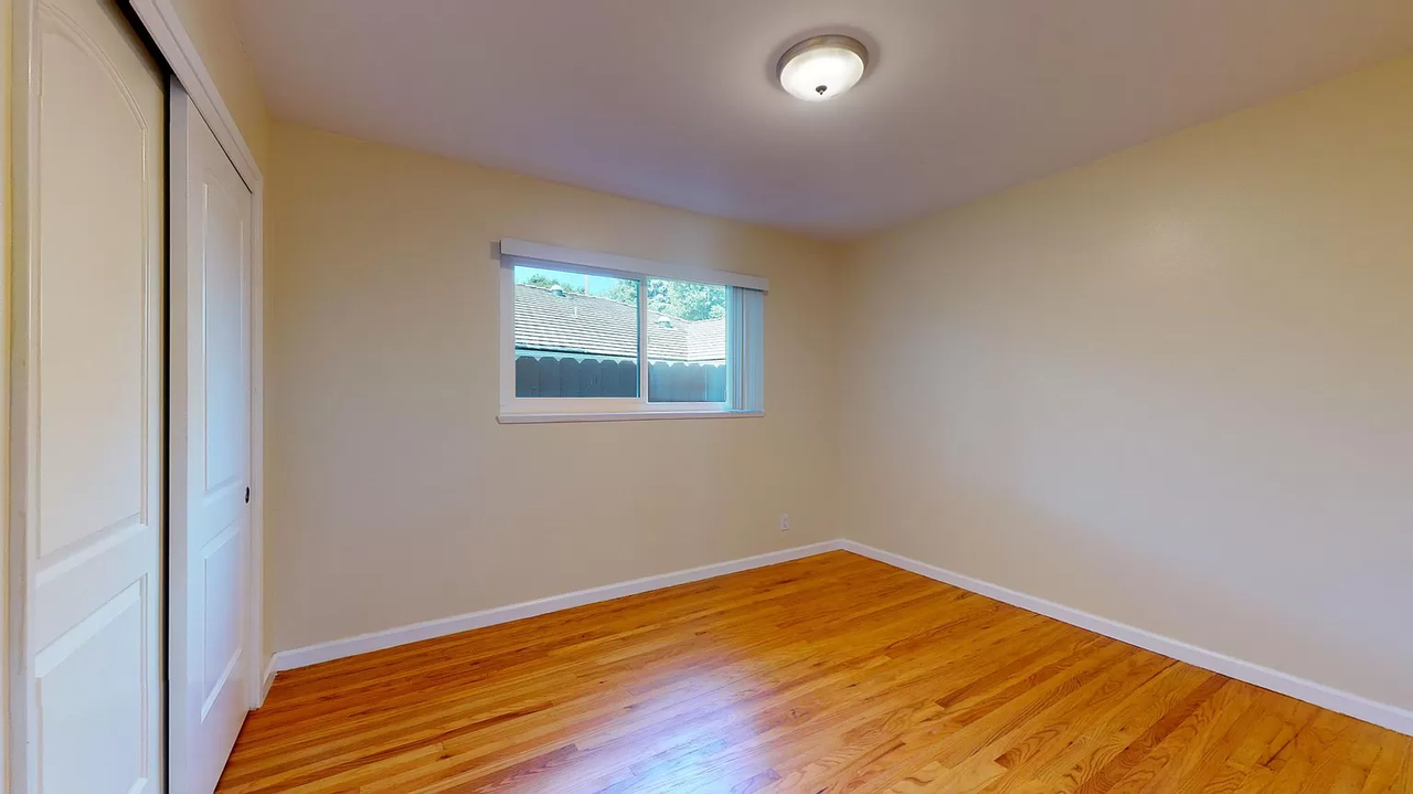 12 Coleman Pl #7 - Photo 4 of 12