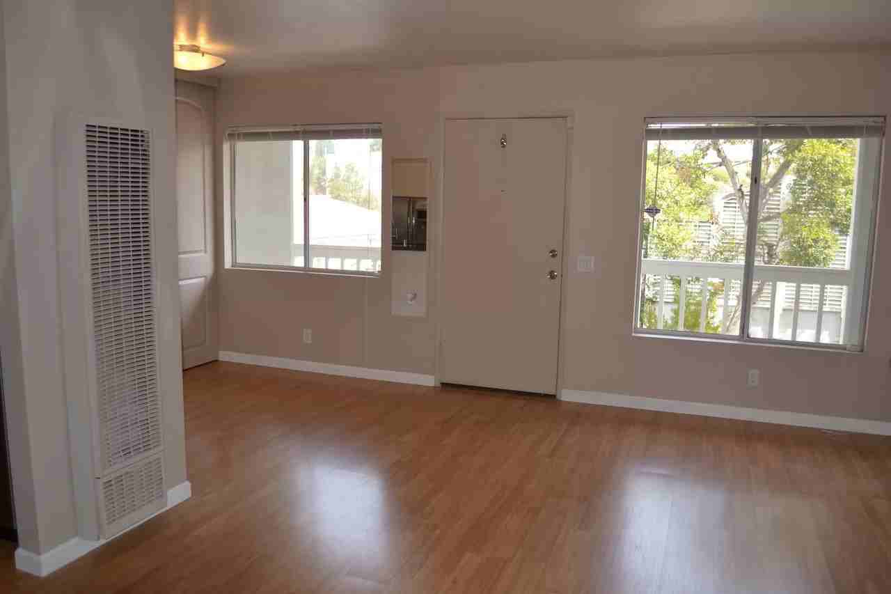 25050 Terrace Lantern #22 - Photo 3 of 12