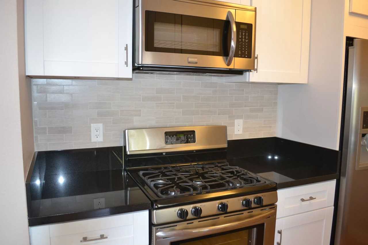 25050 Terrace Lantern #22 - Photo 5 of 12