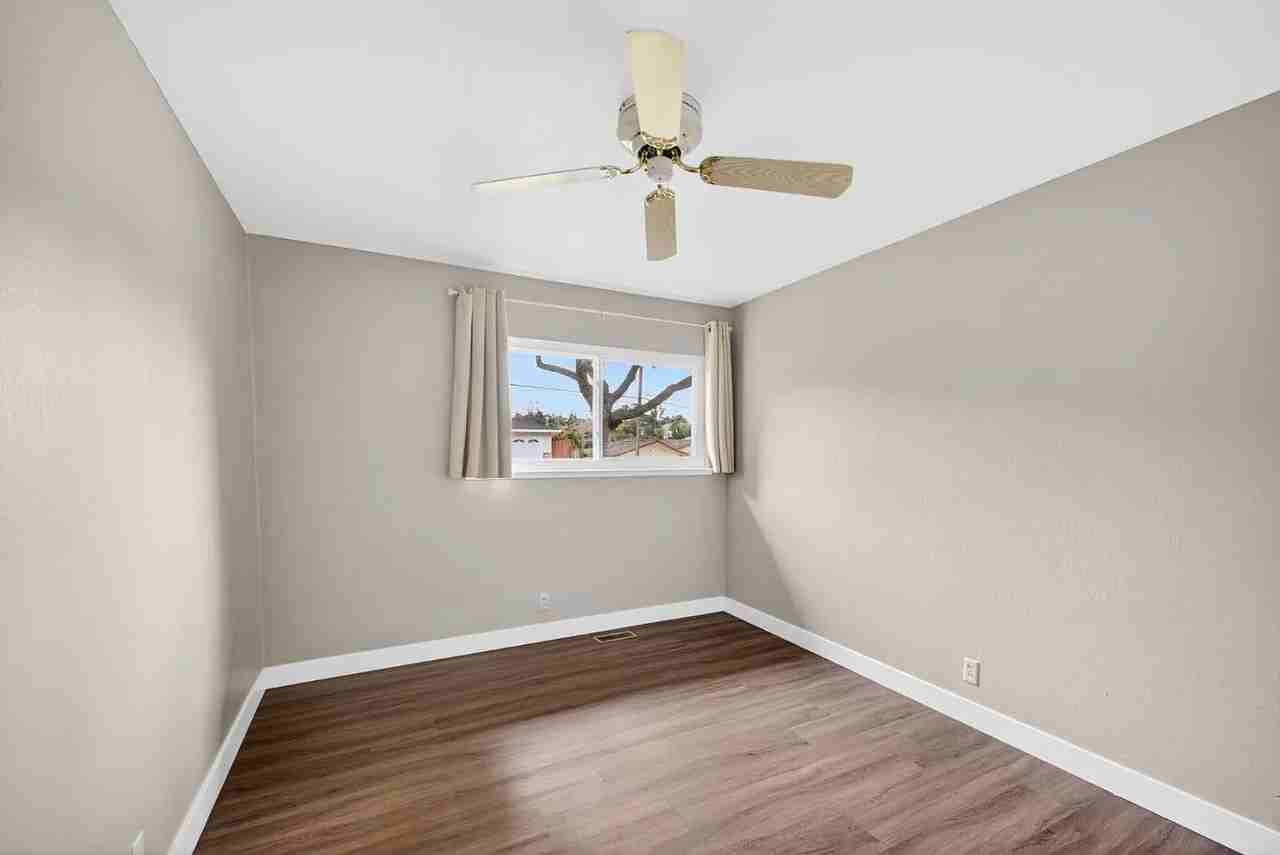 14705 E Hills Dr - Photo 7 of 26