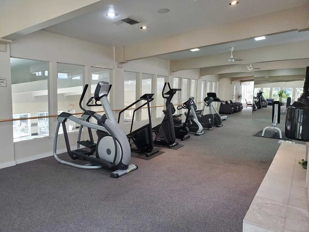 281 Tradewinds Dr #5