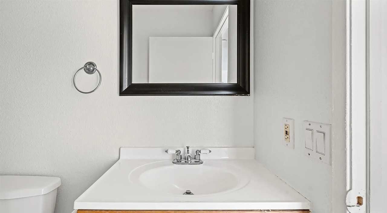 1551 Broadway #23 - Photo 6 of 14