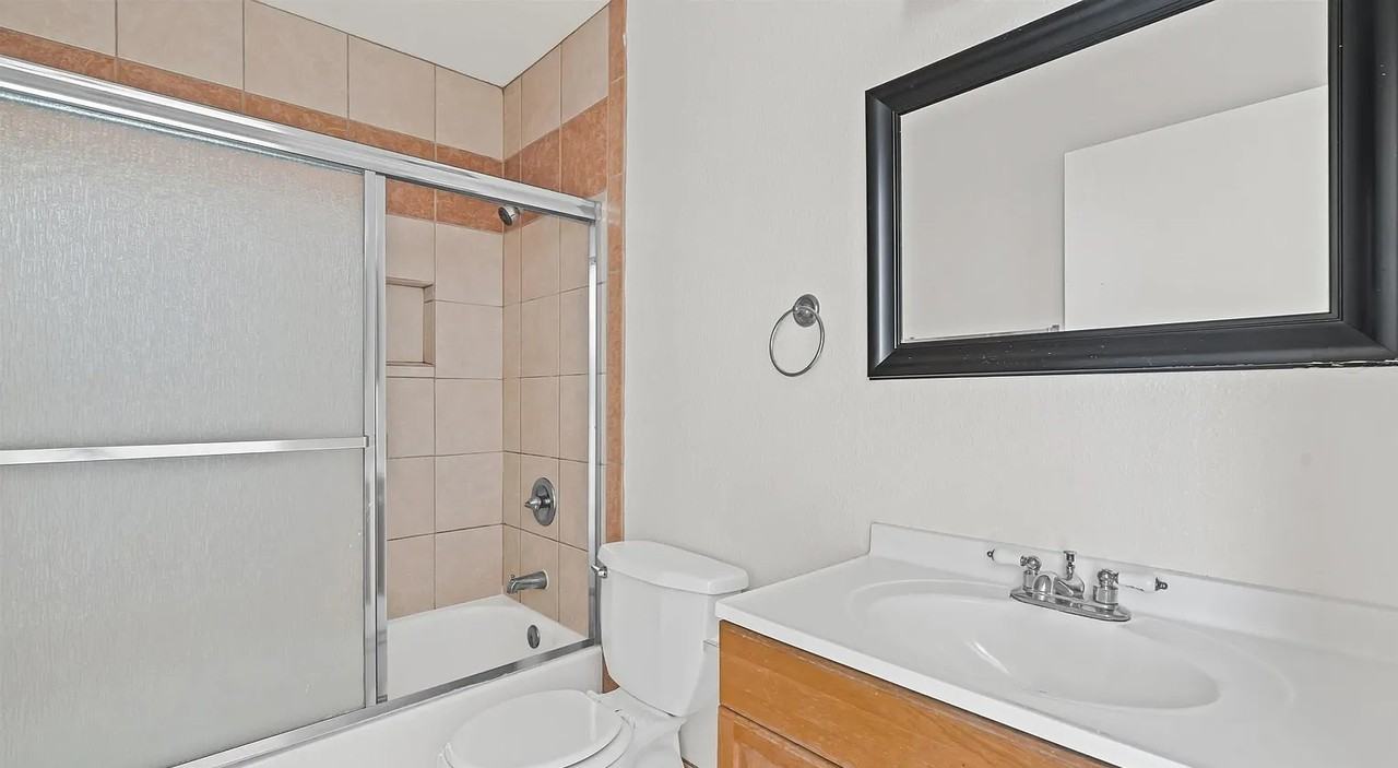 1551 Broadway #23 - Photo 7 of 14