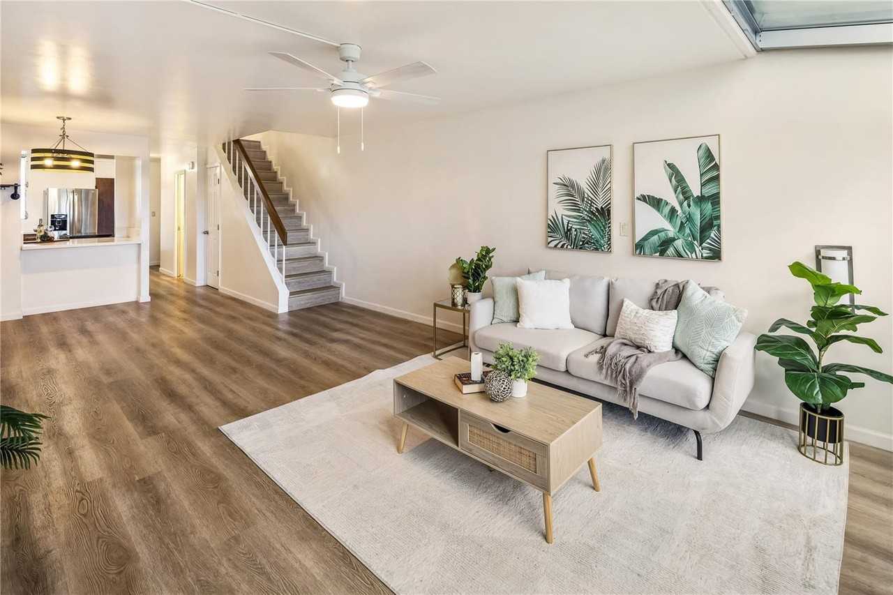 500 University Ave - Photo 5 of 23