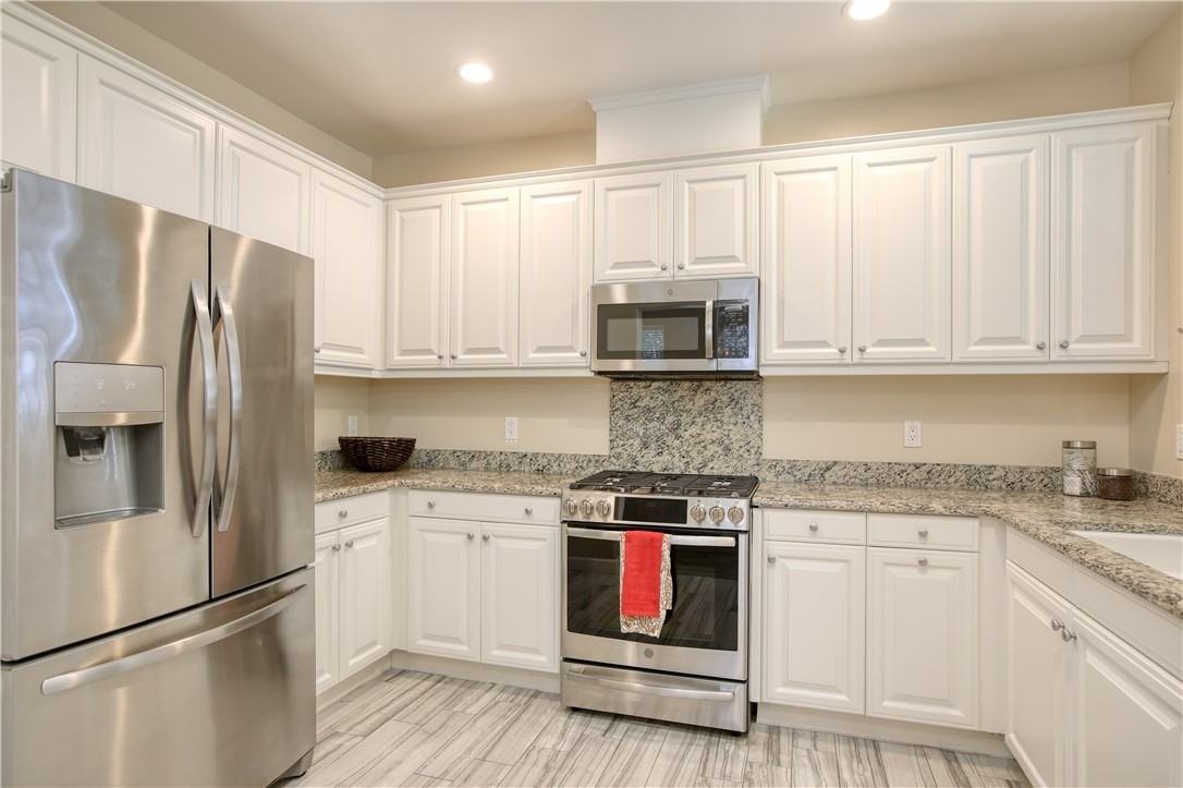 3591 Sacramento Dr #500 - Photo 7 of 29